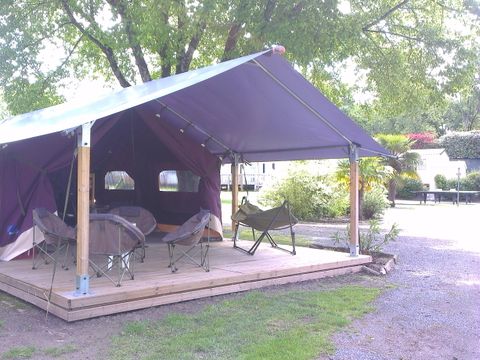 Tente en toile et en bois 5 personnes - Freeflower (sans sanitaires)