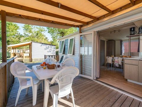 MOBILHOME 6 personnes - Mobil-home | Comfort | 2 Ch. | 4/6 Pers. | Terrasse surélevée | Clim.
