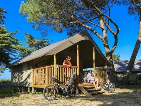 TENTE TOILE ET BOIS 4 personnes - Tente Lodge Confort sans sanitaire - 2 chambres