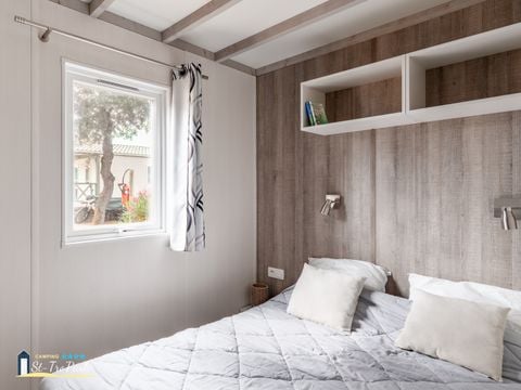 CHALET 4 personnes - Chalet Confort 26.5m² (2 chambres) + terrasse couverte + TV