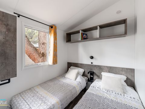 Mobilhome 6 personnes - Premium 33m² - 3 chambres - Lave Vaisselle - Lit 160 - Terrasse semi-couverte 15m²