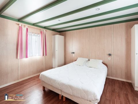 MOBILHOME 4 personnes - Premium 32m² (2 chambres) réservé aux personnes à mobilité réduite avec climatisation
