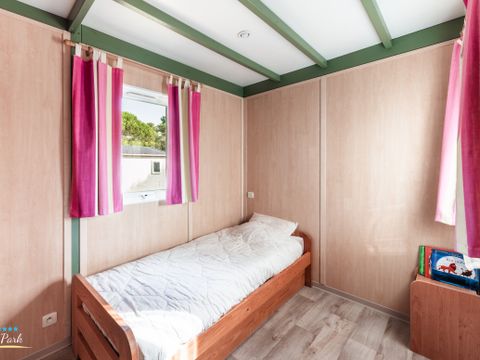 MOBILHOME 4 personnes - Premium 32m² (2 chambres) réservé aux personnes à mobilité réduite avec climatisation