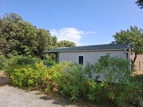 Chalet 6 personnes - Premium 34m² - 3 chambres - Climatisation - Lave-vaisselle - Terrasse couverte
