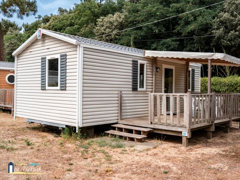 Mobilhome 4 personnes - Confort 27.5m² - 2 chambres - Terrasse bois semi-couverte 11m²