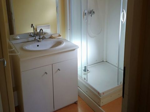 CHALET 7 personnes - 3 chambres Grand Confort (avec local de pêche) - TV