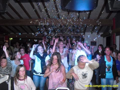 Camping maeva Escapades Les Etangs Mina - Camping Charente-Maritime