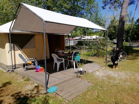 BUNGALOW TOILÉ 5 personnes - Sans sanitaires