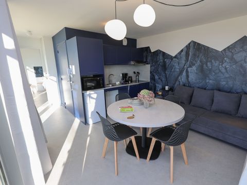 GÎTE 6 personnes - Roches et Vallées PMR 50 m²