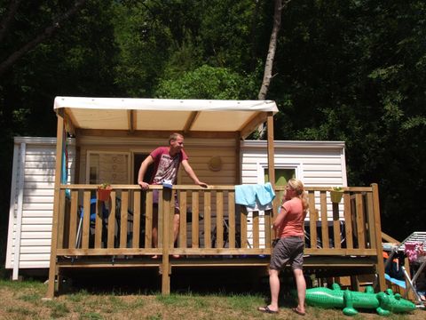 MOBILHOME 3 personnes - Mobil-home 2/3 places + place lit bébé . TV 3/4 pers