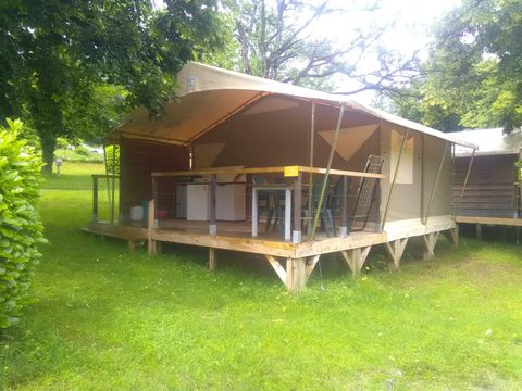 TENTE TOILE ET BOIS 5 personnes - Petit Lodge, sans sanitaires