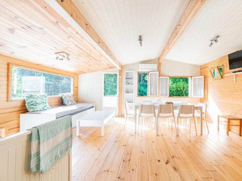 CHALET 10 personnes - Grand Chalet Spa 10 places, Climatisé, télé, 2 salle d'eau, lave vaisselle 10 pers