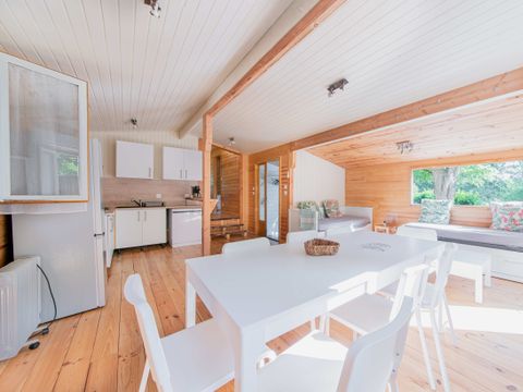 CHALET 10 personnes - Grand Chalet Spa 10 places, Climatisé, télé, 2 salle d'eau, lave vaisselle 10 pers