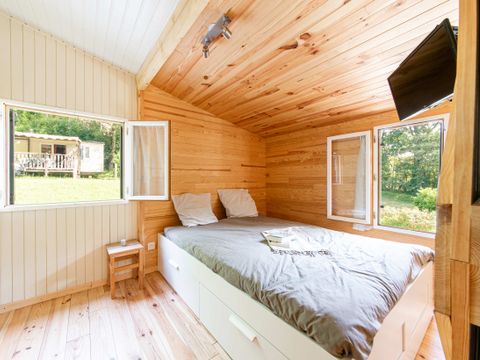 CHALET 10 personnes - Grand Chalet Spa 10 places, Climatisé, télé, 2 salle d'eau, lave vaisselle 10 pers