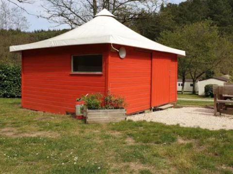 HÉBERGEMENT INSOLITE 4 personnes - Cabane 3 Pièces 4 Personnes Sans Sanitaires