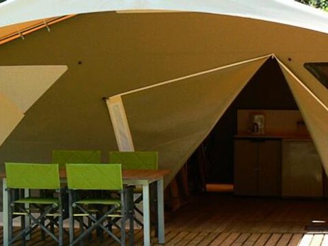 HÉBERGEMENT INSOLITE 5 personnes - Petit Lodge 3 Pièces 5 Personnes Sans Sanitaire