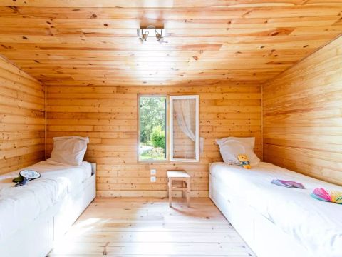 CHALET 10 personnes - Grand Chalet Spa 4 Pièces 8/10 Personnes Climatisé + TV