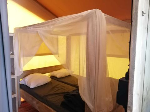 Tente en toile et en bois 6 personnes - Tente Safari 6 places climatisé 6 pers