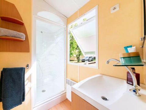 Mobilhome 7 personnes - 3 Pièces 5/7 Personnes Climatisé + TV