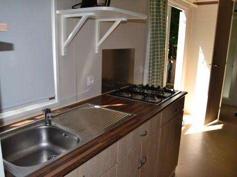 MOBILHOME 4 personnes - Grand Confort 3 Pièces 4 Personnes Climatisé + TV