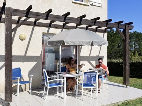 Résidence Odalys Référence Le Domaine des Hauts de Salavas - Camping Ardèche