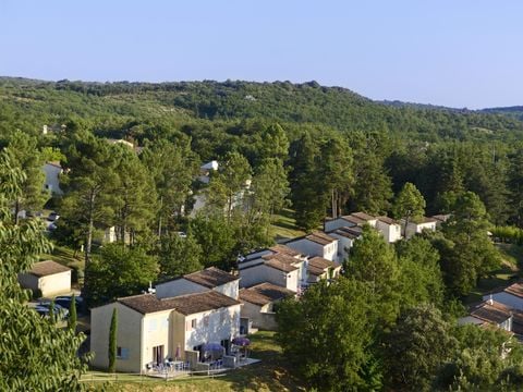 Résidence Odalys Référence Le Domaine des Hauts de Salavas - Camping Ardèche - Image N°0