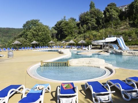 Résidence Odalys Référence Le Domaine des Hauts de Salavas - Camping Ardèche