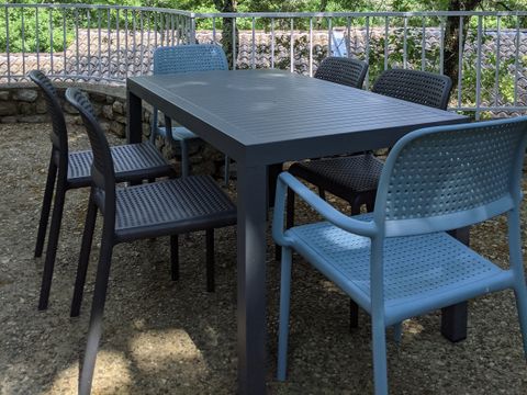 MAISON 6 personnes - Pavillon 6- 1 chambre + 1 chambre cabine + terrasse + Climatisation + TV - 40m²