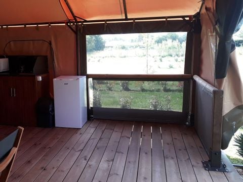 TENTE TOILE ET BOIS 5 personnes - LODGE (SANS SANITAIRES)