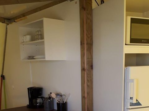 HÉBERGEMENT INSOLITE 4 personnes - TIPI SANS SANITAIRES