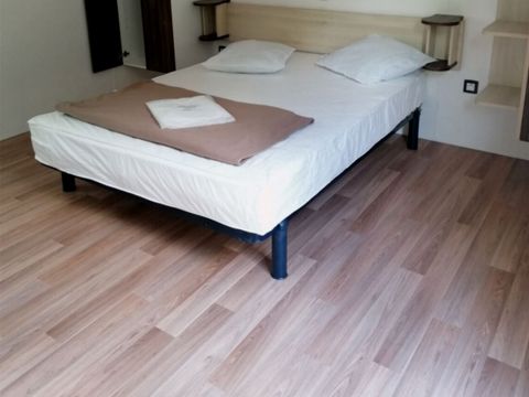 MOBILHOME 4 personnes - PMR