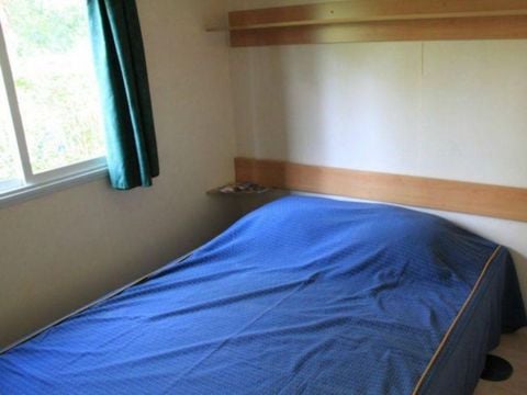 BUNGALOW 6 personnes - Méditerranée pour 4/6 personnes (2 chambres)