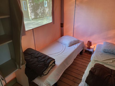 TENTE TOILE ET BOIS 4 personnes - SAHARI - sans sanitaires