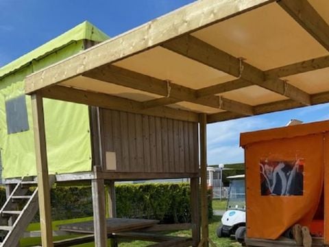 Hébergement 2 personnes - CAMP ETOILE (sans sanitaires)