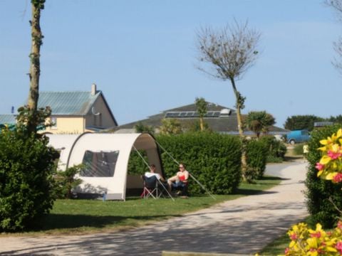 Emplacement - CAMPING