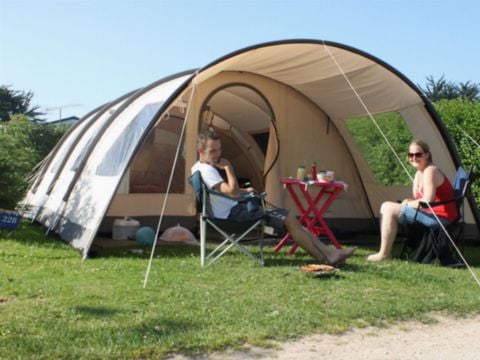 Emplacement - CAMPING