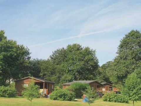 BUNGALOW 3 personnes - AZUR (sans draps ni serviettes)