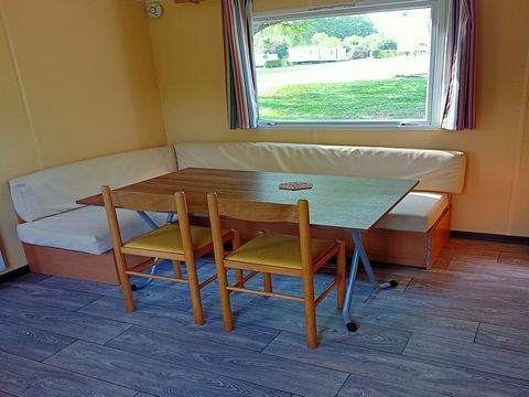 MOBILHOME 4 personnes - O4 pers. (sans draps ni serviettes)
