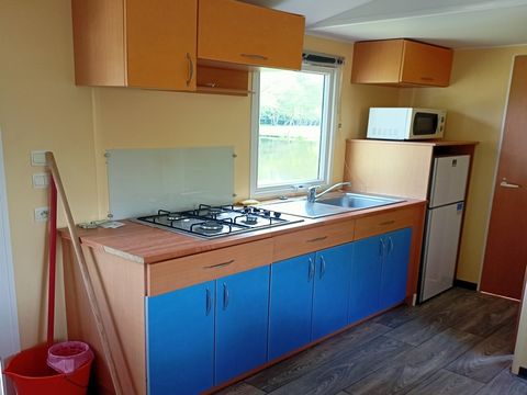 MOBILHOME 4 personnes - O4 pers. (sans draps ni serviettes)