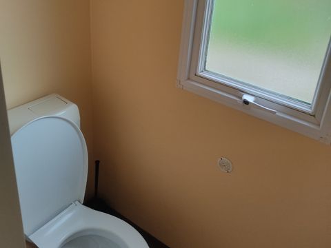 MOBILHOME 4 personnes - O4 pers. (sans draps ni serviettes)