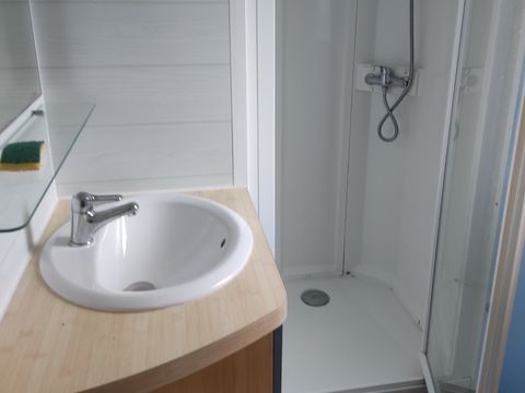 MOBILHOME 5 personnes - 4 / 5 pers. (sans draps ni serviettes)