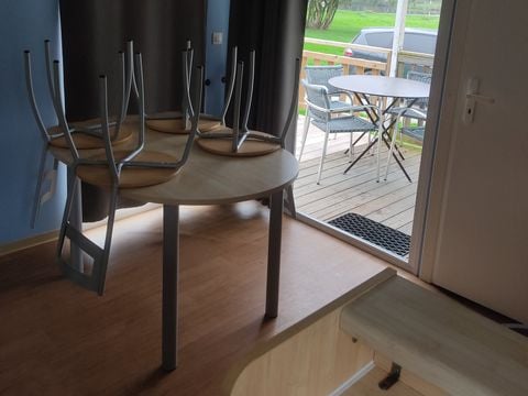 MOBILHOME 4 personnes - 4 (sans draps ni serviettes)
