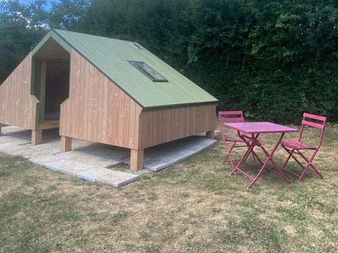 HÉBERGEMENT INSOLITE 4 personnes - Cabane Fernweh - sanitaires communs
