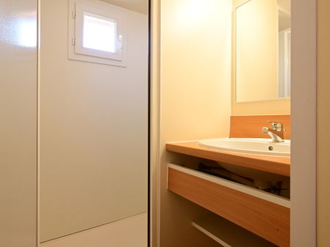 MOBILHOME 2 personnes -  BASIC FAMILY