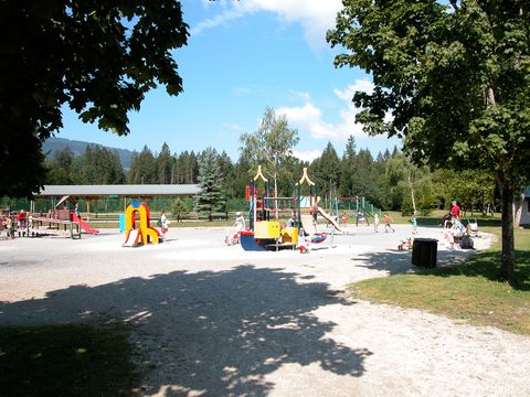 Camping Les locations de Mobil-homes Chevrot Loisirs - Camping Haute-Savoie - Image N°6