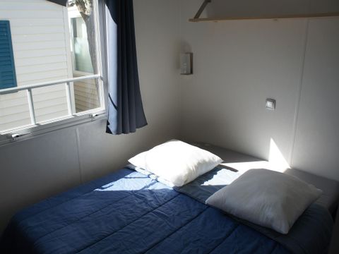 MOBILHOME 7 personnes - Mobil home Standard 32 m² 3 chambres + terrasse 12m² semi-couverte (9m²) 6/7 pers