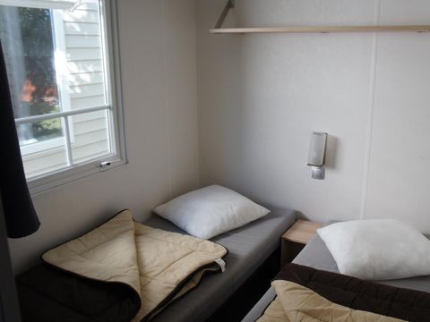 MOBILHOME 7 personnes - Premium 32 m² 3 chambres lit 160 + TV + climatisation