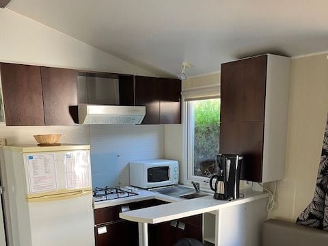 MOBILHOME 5 personnes - Standard 32 m² 2 chambres + terrasse 12m² semi-couverte (9m²)