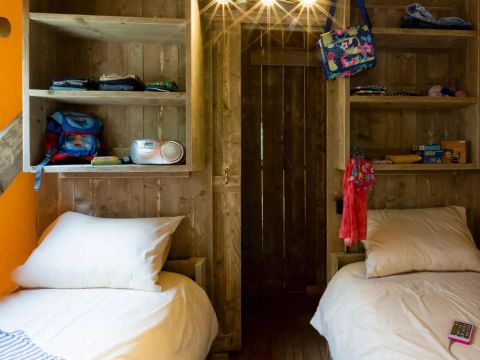 Tente en toile et en bois 6 personnes - Spotty Lodge