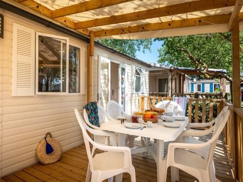 MOBILHOME 4 personnes - Comfort | 2 Ch. | 4 Pers. | Terrasse surélevée | Clim.